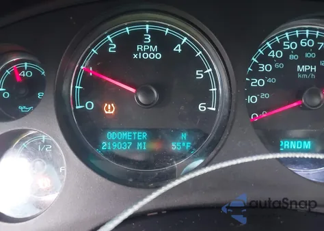 2011 GMC Yukon Slt z USA, uszkodzony, nr VIN 1GKS1CE05BR118953